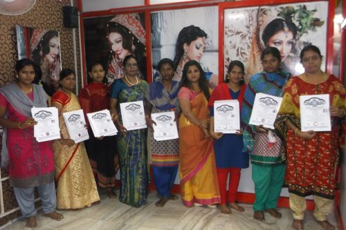 beautician-course-11