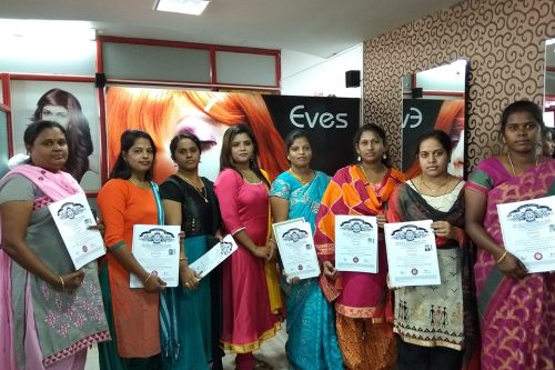 beautician-course-13