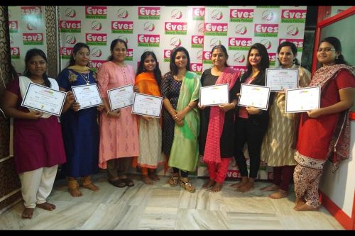 beautician-course-16
