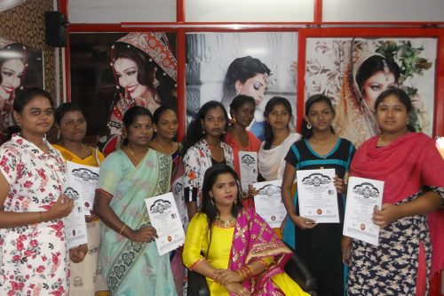 beautician-course-22