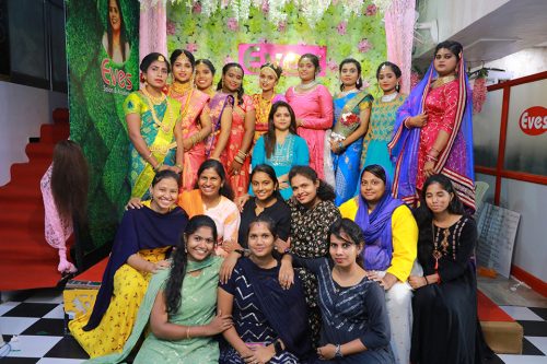beautician-course-33