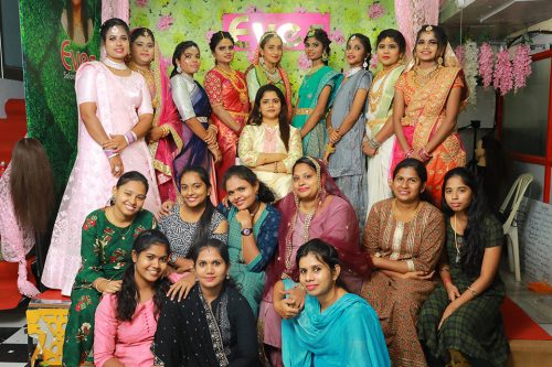 beautician-course-34
